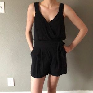 BCBG romper with pockets!